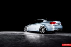 BMW_3-Series_VVSCVT_3d2-1047x698