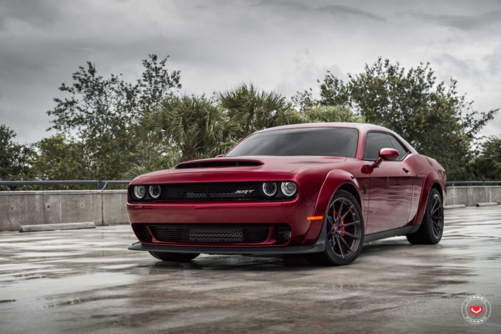 Dodge-Challenger-Demon-Vossen-Forged-M-X2-©-Vossen-Wheels-2018-1014-1047x698