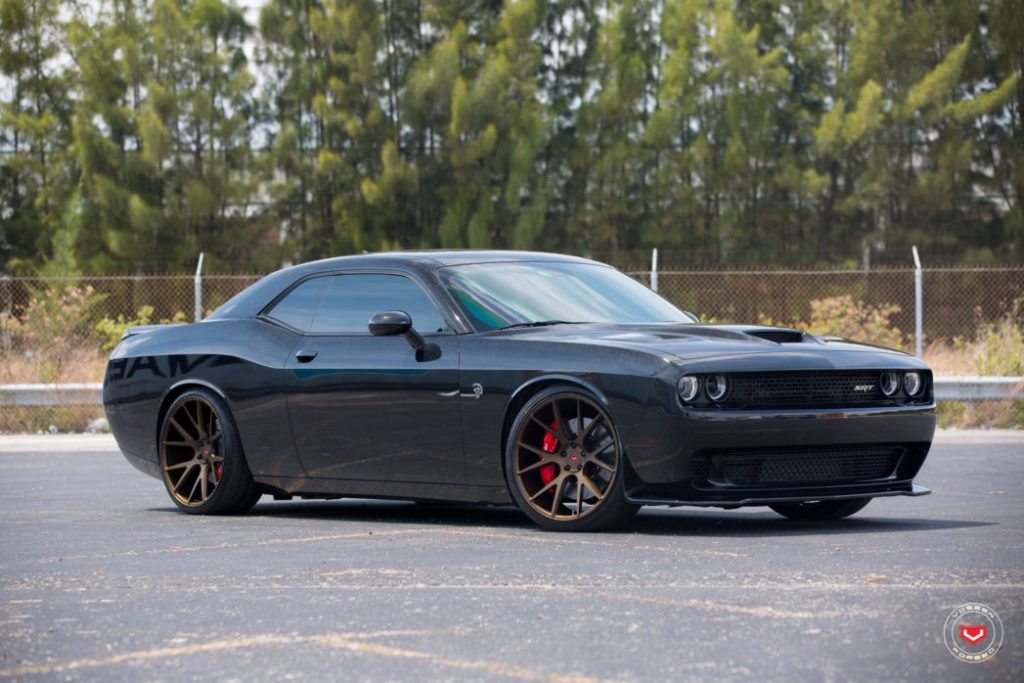 Dodge_Challenger_VPS-306_9b844990-1047x698