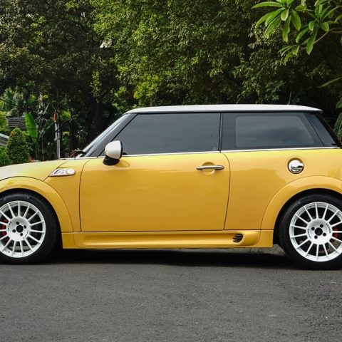 Mini Cooper S R56 Yellow Enkei RC-T4 | Wheel Front