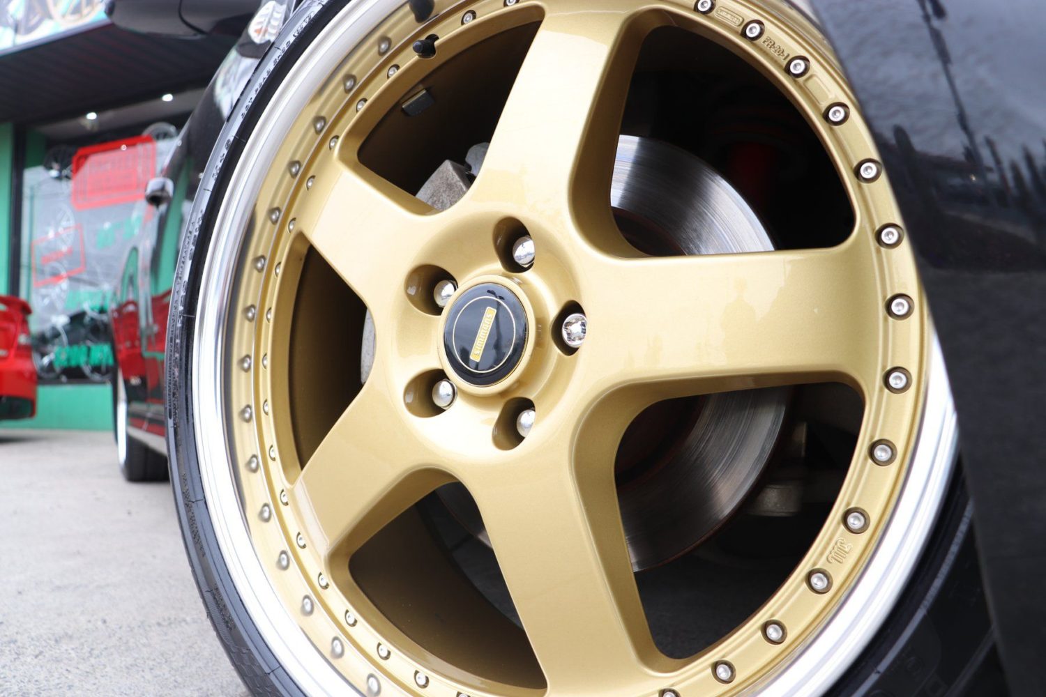 Reproduction Fr1 Rims Ford Falcon FG XR6 Turbo Ute Black Simmons FR1 | Wheel Front