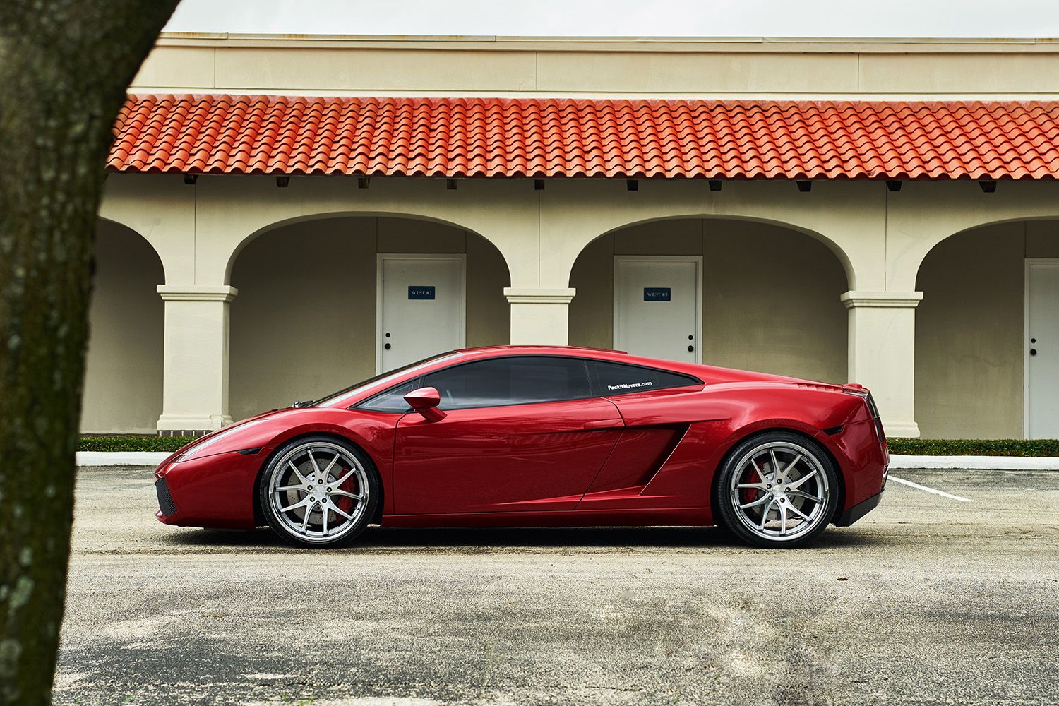 FR2_Lamborghini_Gallardo_1