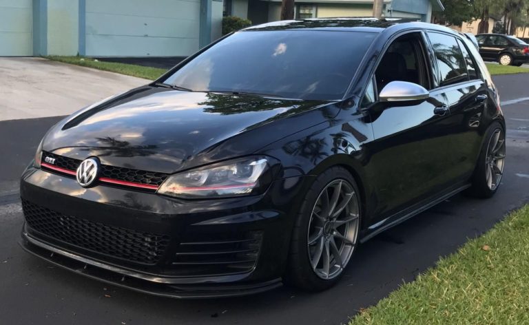 Volkswagen Golf GTI 7 Black OZ Formula HLT Wheel | Wheel Front