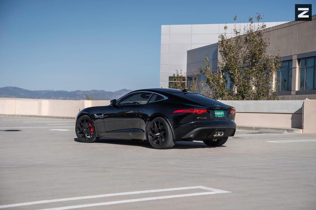 Jaguar-F-Type-Black-Black-ZS05-2