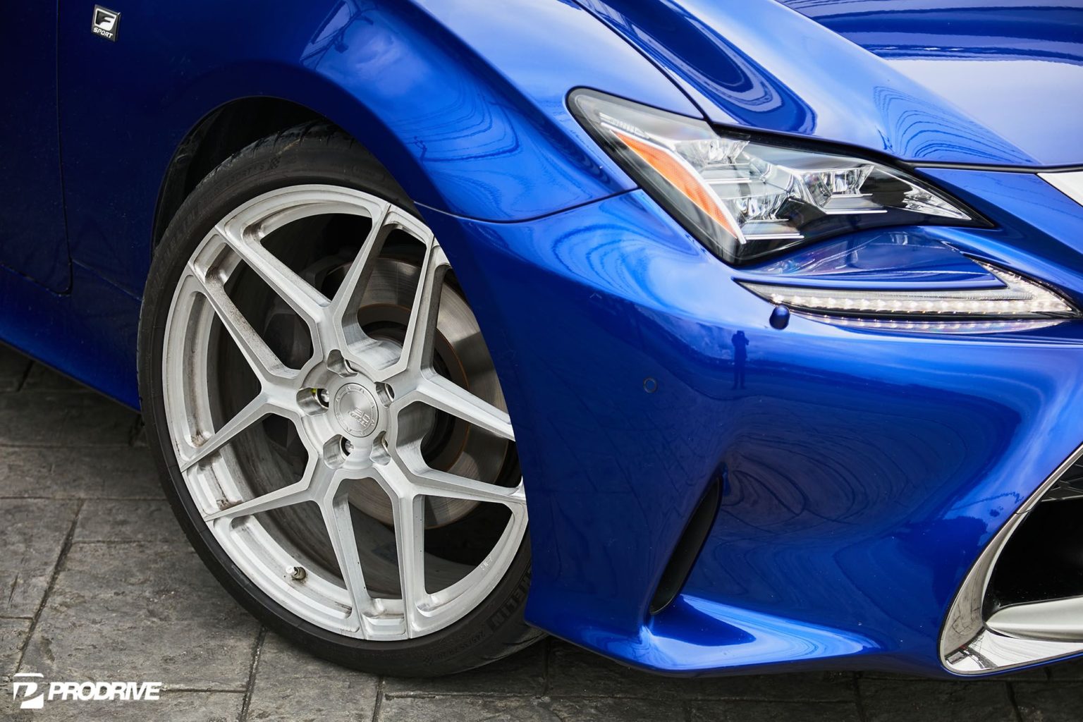 Lexus RC300h Blue BC Forged EH309 | Wheel Front