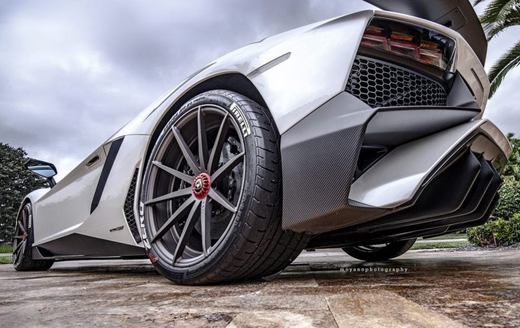 Lambo-4-1030x651