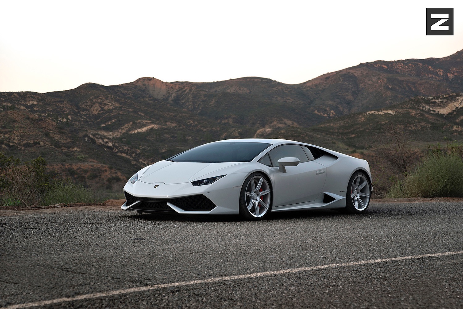 Lamborghini-Huracan-LP610-White-ZS07-16