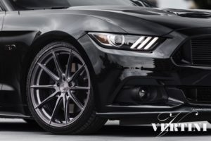 MUSTANG_PAS_FRONTQUARTERDETAIL_01