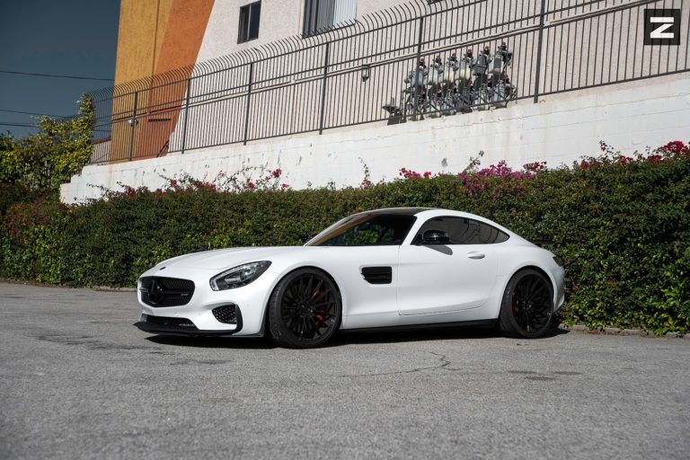 Mercedes-Benz-AMG-GTS-White-Gloss-Black-ZS15-7