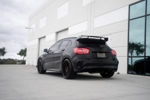 Mercedes-Benz-GLA45-AMG-Bronze-ZS15-6