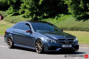 Mercedes-Benz_E-Class_VFS10_09ece616-1047x698-1