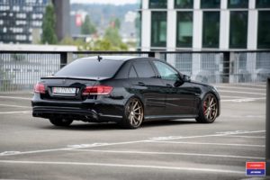Mercedes-Benz_E-Class_VWS-1_9af45502-1047x698