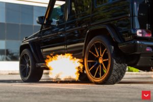 Mercedes-Benz_G-Class_VFS1_d83570d2-1047x698