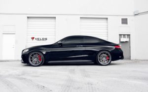 Mercedes_C63_velos-S10-black-wheels-2