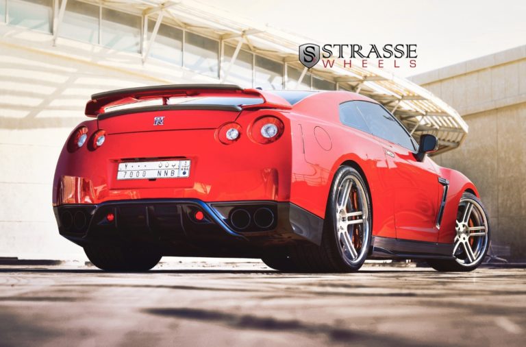 Nissan-GTR-R35-Strasse-SP5-3