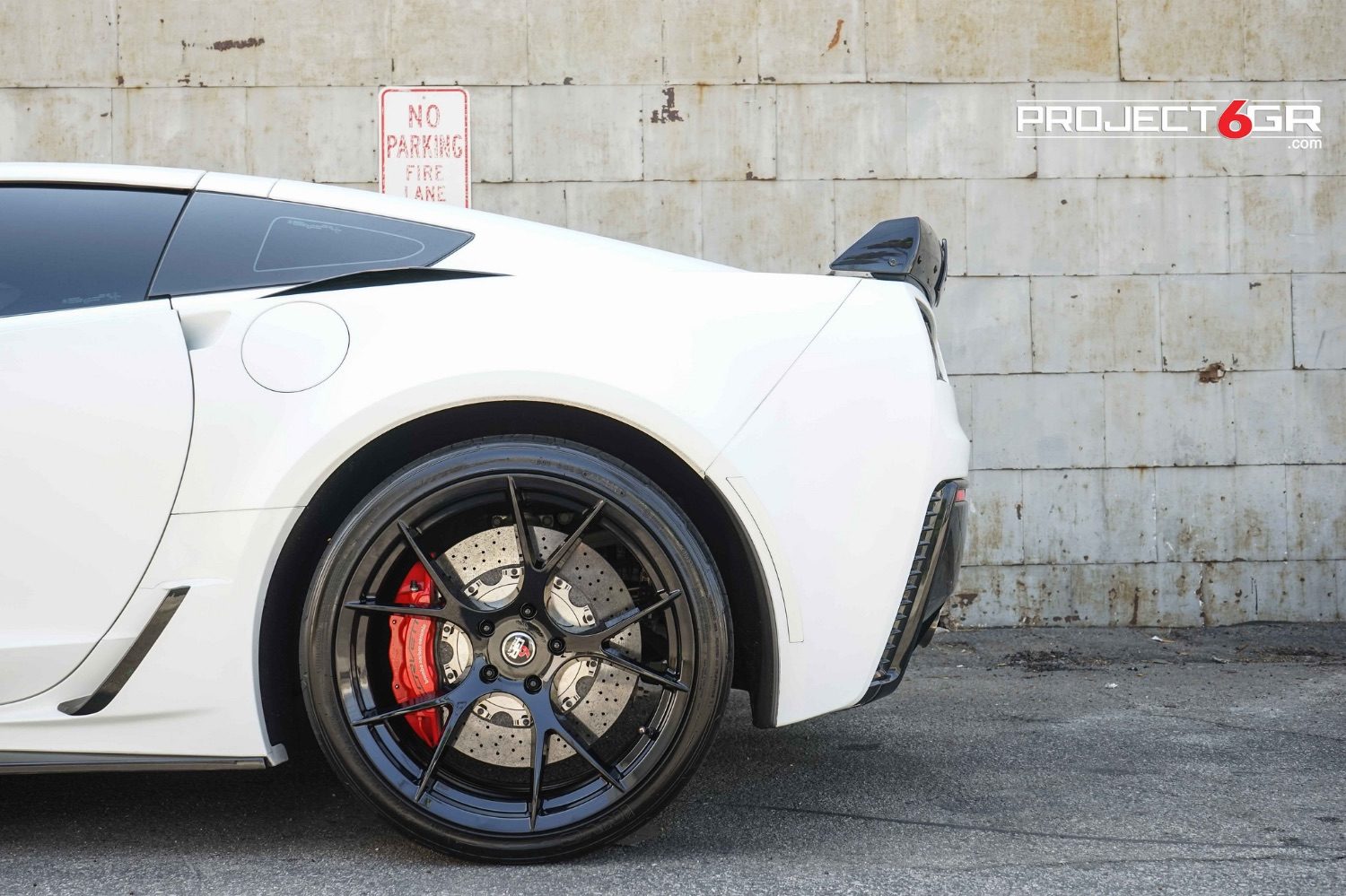 PROJECT-6GR-10-TEN-CORVETTE-Z06-C7-GLOSS-BLACK-02