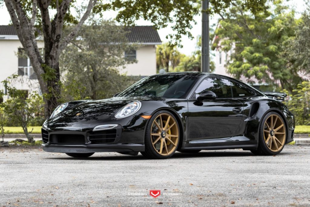 Porsche_911_VPS-301_5ff-1047x698