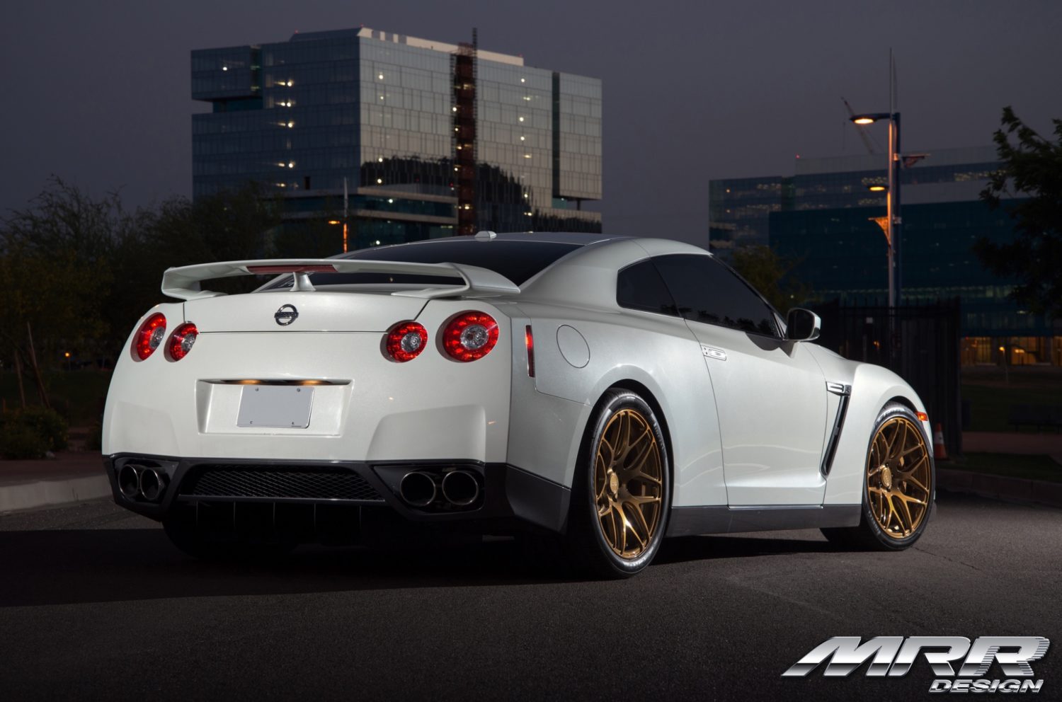 Nissan GT-R R35 White MRR FS01 Wheel | Wheel Front