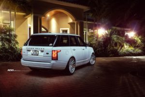 Range-Rover-HSE-ADV15R-MV2-CS-Series-Wheels-6