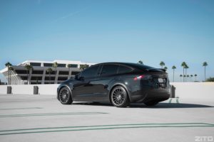 Tesla-Model-X-Black-ZS15-35