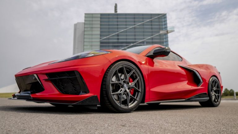 Chevrolet Corvette C8 Stingray Red Vossen HF-5 | Wheel Front