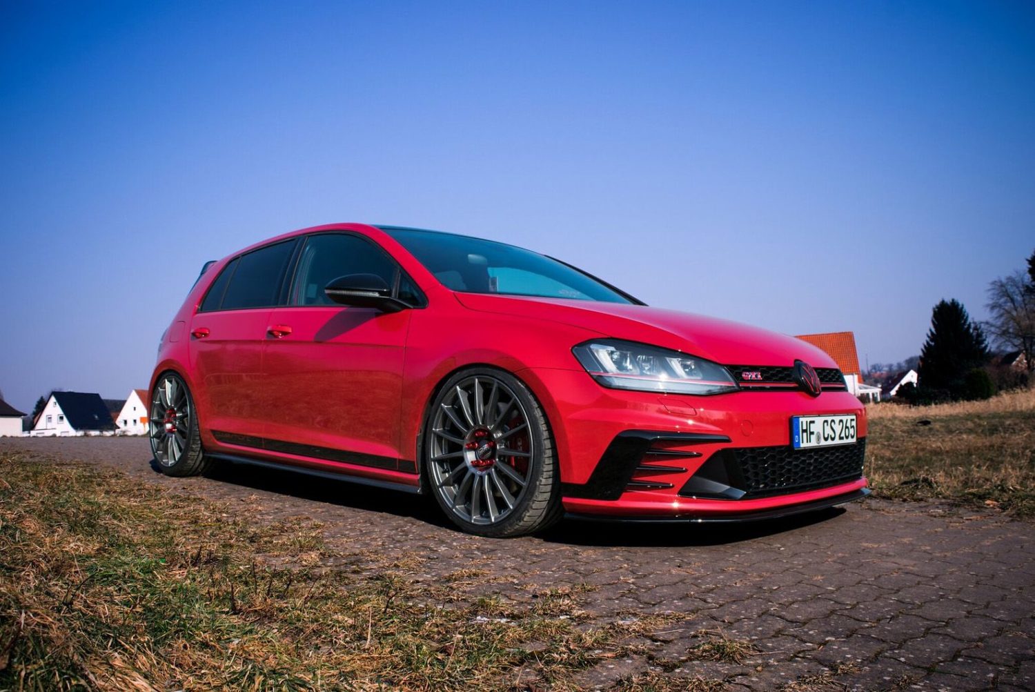 Volkswagen Golf GTI 7 Red OZ Superturismo LM Wheel | Wheel Front