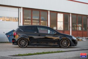 VW_Golf-R_VWS-1_4971c4fe-1047x698