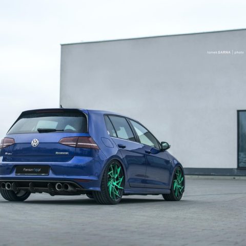 Volkswagen Golf R 7 Blue | Aftermarket Wheels | BC Forged HCA222S ...
