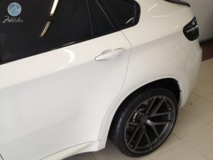 BMW X6 Modulare B18 aftermarket wheels