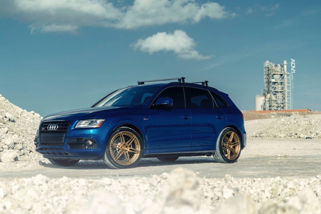 adv1-audi-sq5-gold-bronze-wheels-track-function-lowered-f