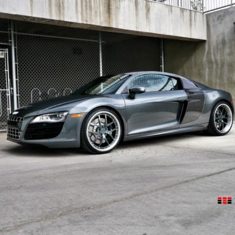 Audi R8 Grey with Modulare M18 Aftermarket Wheels | Wheel Front
