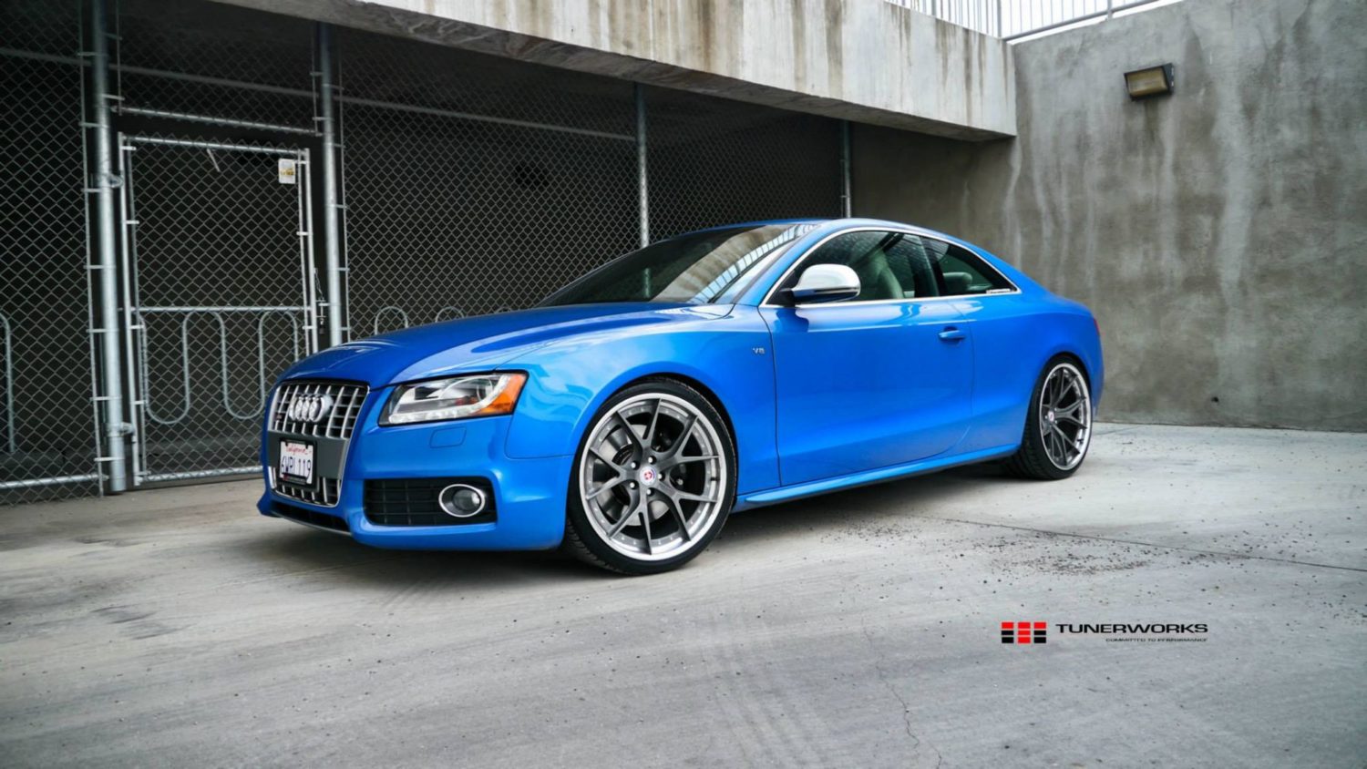 Audi S5 B8 Blue with HRE S101 Aftermarket Wheels Wheel | Wheel Front