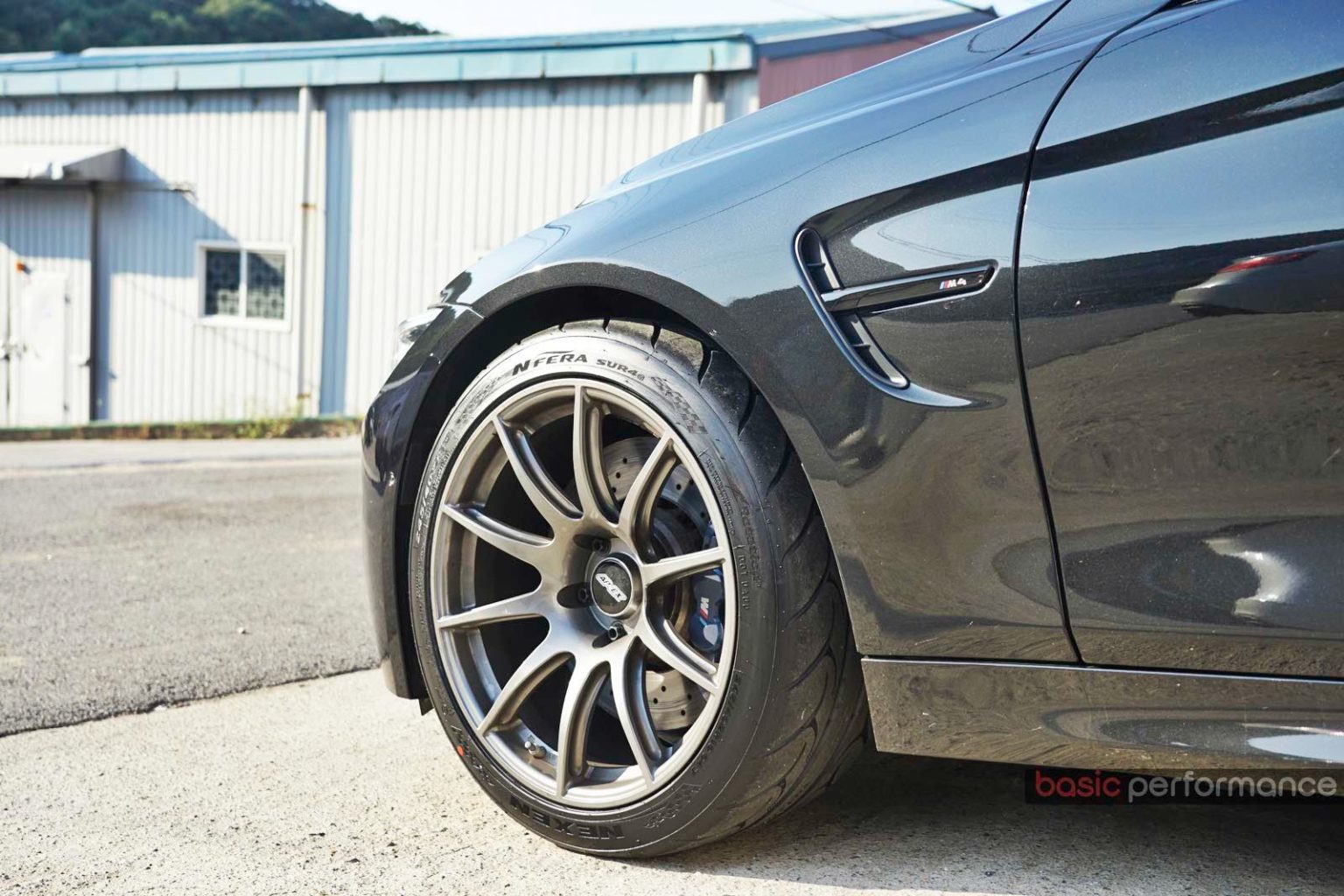 BMW M4 F82 Black 19-inch Apex SM-10 | Wheel Front