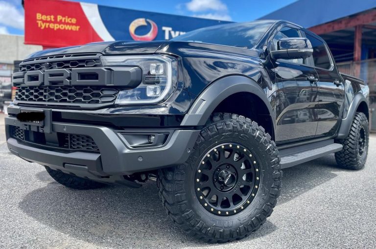 Ford Ranger Raptor Next-Gen Black Method 305 NV | Wheel Front