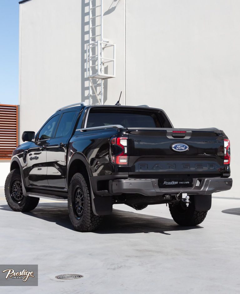 Ford Ranger Next-Gen Black KMC KM719 Canyon | Wheel Front