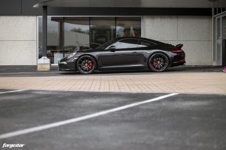 blacked-out-porsche-991-murdered-forgestar-10-spoke-flow-form-wheels-d-1920x1280