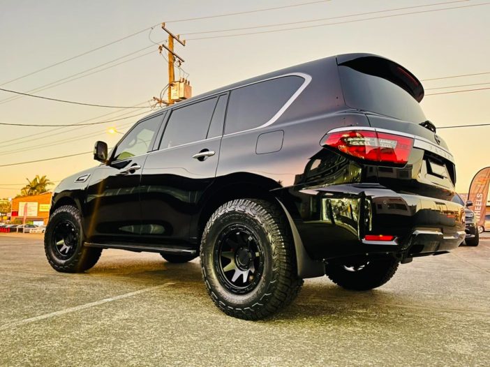 Nissan Patrol Y62 Black Method 317 | Wheel Front