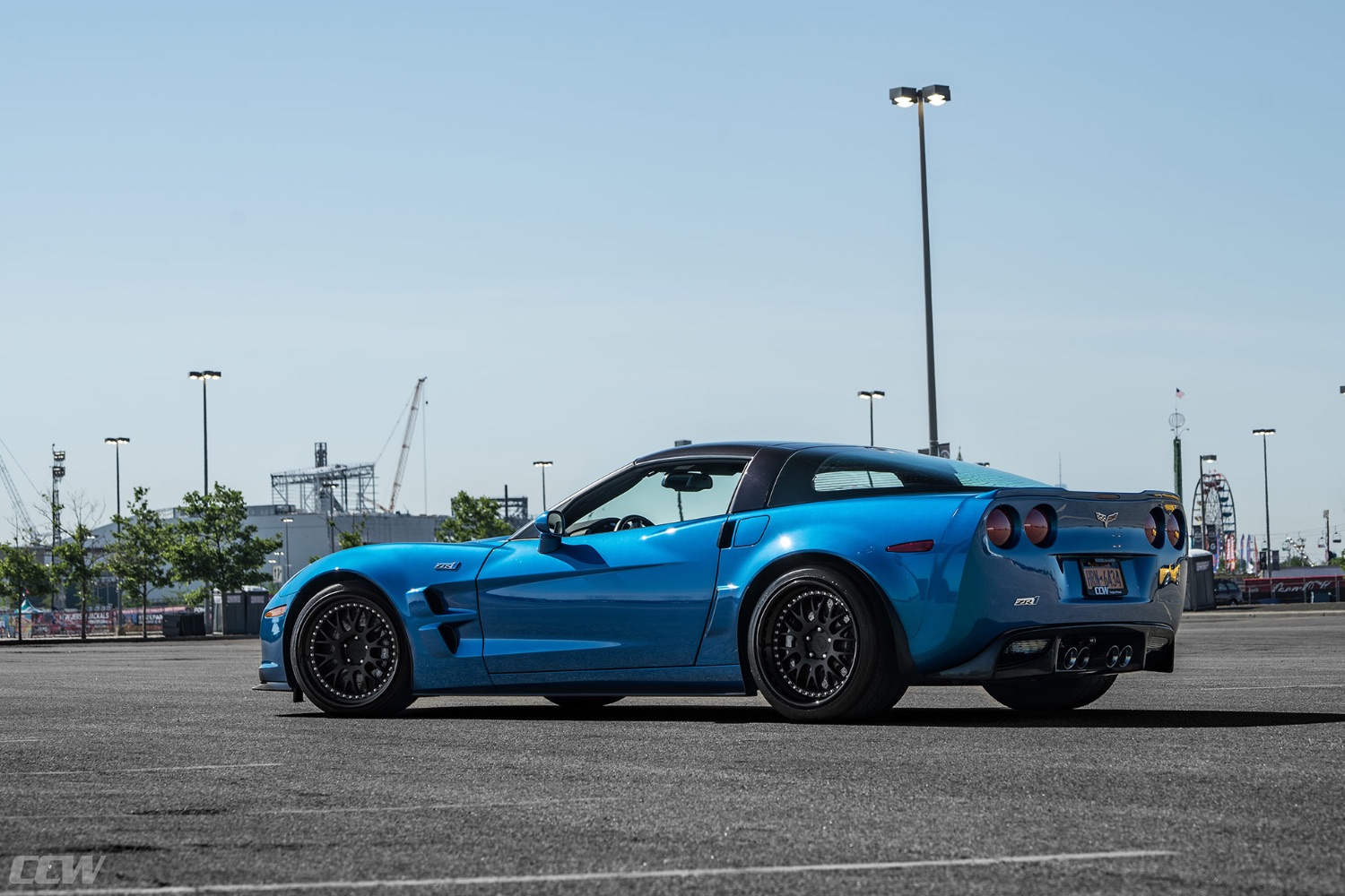 blue-chevy-c6-corvette-zr1-aftermarket-black-ccw-forged-wheels-m