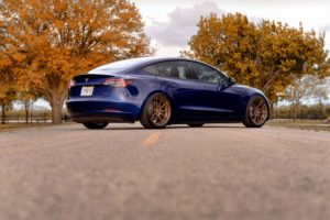 blue-tesla-model-3-light-weight-performance-wheels-adv1-bronze-range-extending-rims-i