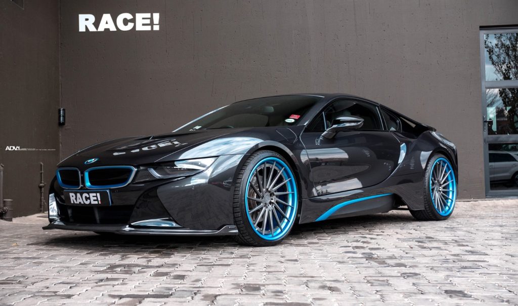 bmw-i8-custom-wheels-blue-lips-electric-car-rims-j