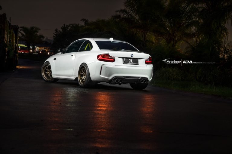 bmw-m2-f87-alpine-white-bronze-wheels-track-racing-i