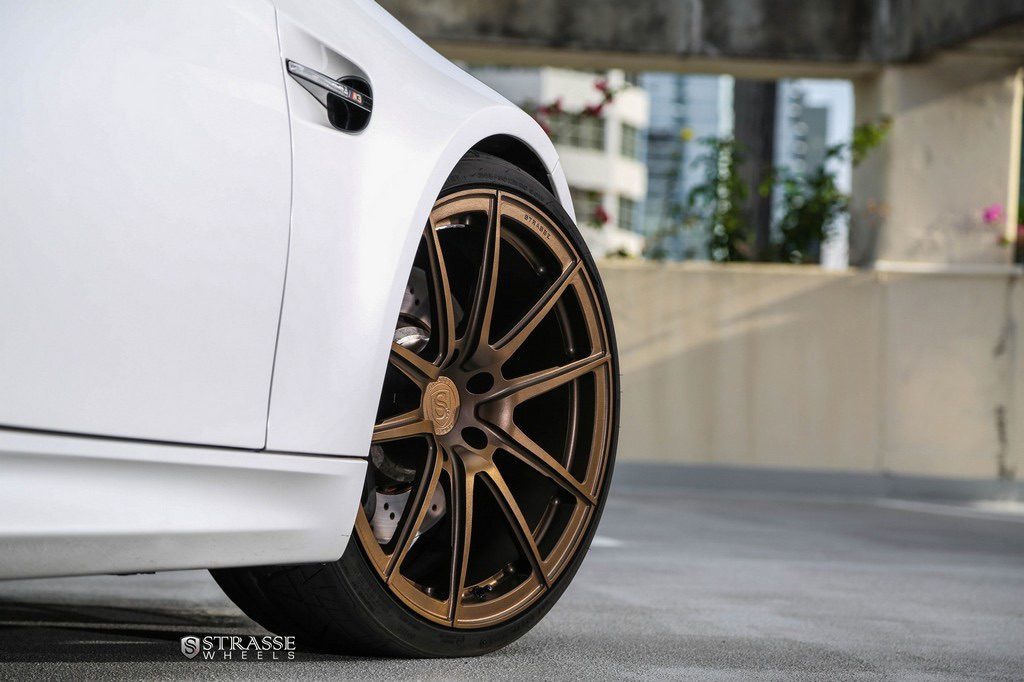 bmw-m3-22-19