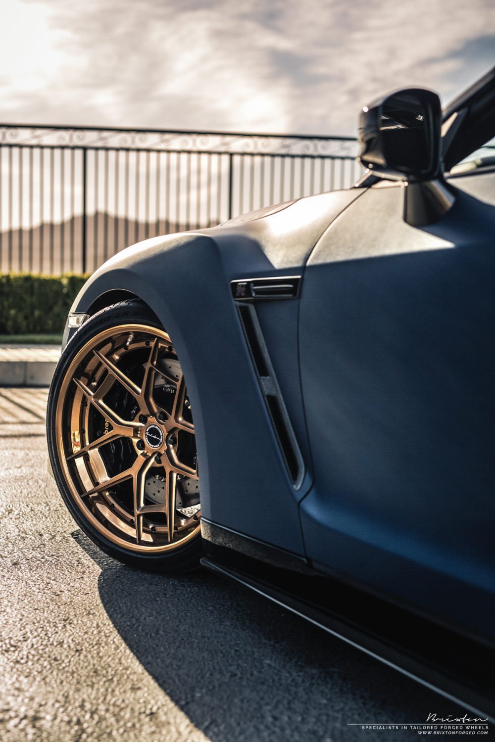 brixton-forged-matte-blue-r35-gtr-21-brixton-forged-wr5-targa-series-3-piece-forged-wheels-olympic-bronze-13-1000x1500