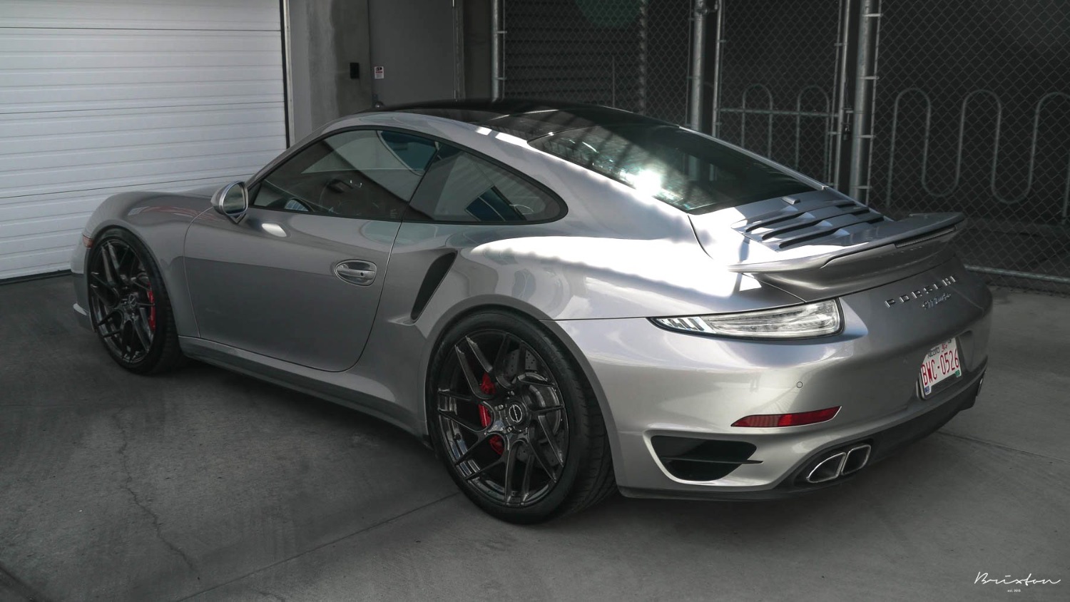 brixton-forged-silver-porsche-991-turbo-s-brixton-forged-cm7-ultrasport-1-piece-concave-forged-wheels-brushed-smoke-black-5-1800x1013