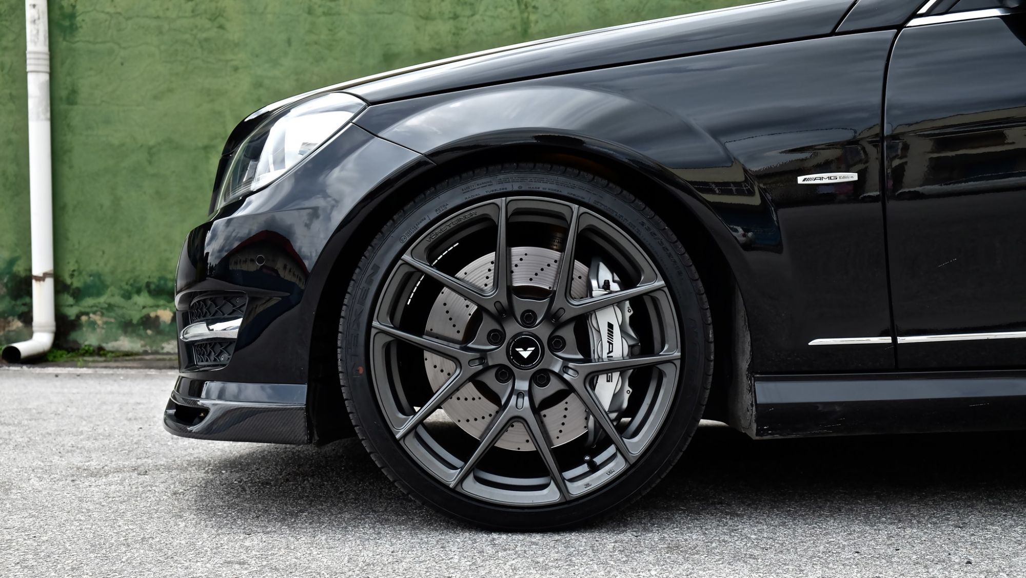 Mercedes Benz C63 AMG W204 Black With Vorsteiner V FF 101 Aftermarket Mercedes Benz C63 AMG W204 Black With Vorsteiner V FF 101 Aftermarket