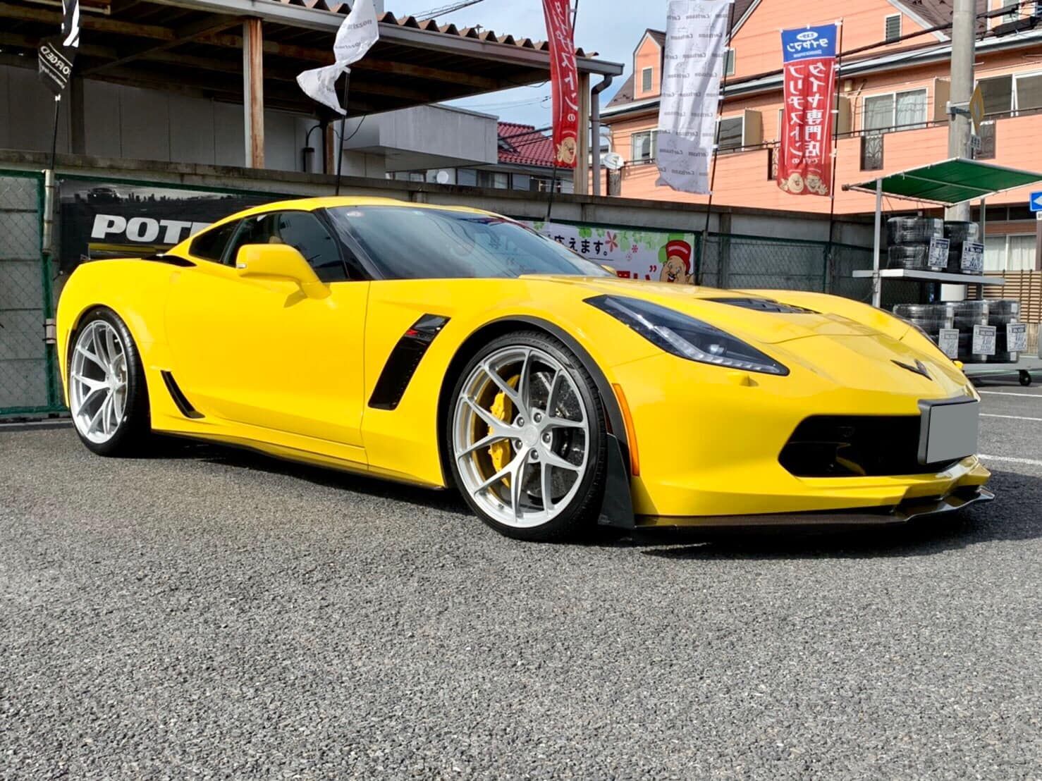 Corvette C7 Z06 Yellow