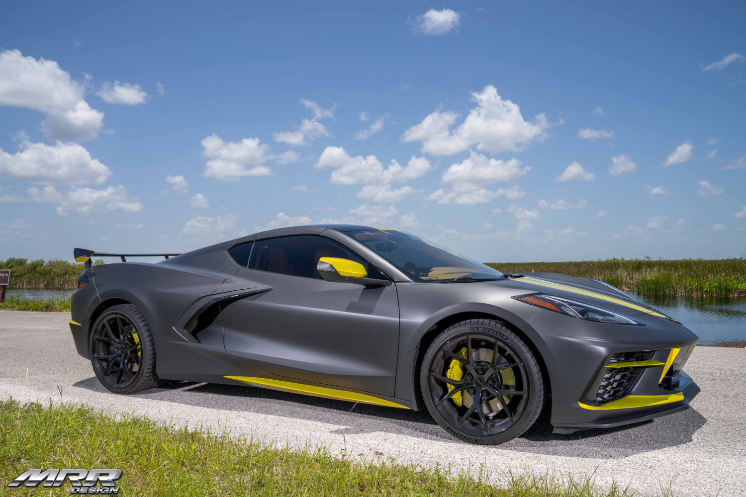 Chevrolet Corvette C8 Stingray Grey with Black MRR FS06 Wheel Front