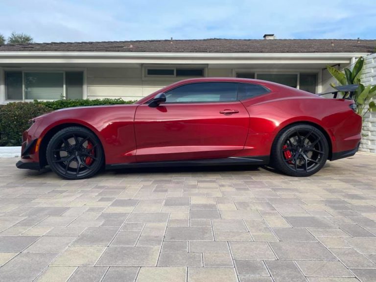 Chevrolet Camaro ZL1 6th Gen Red Vossen HF-5 Wheel | Wheel Front