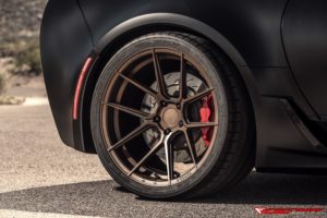 corvette-z06-ferrada-f8fr8-wheels-4