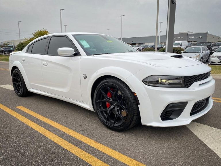 Dodge Charger White Vossen HF-5 Wheel | Wheel Front